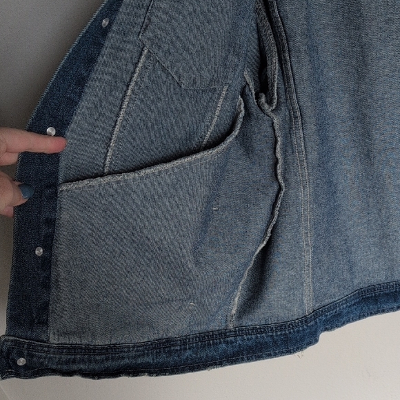 Zara Blue Denim Distressed Jeans Jacket with Lace-Up Details. Size Medium - Picture 10 of 10